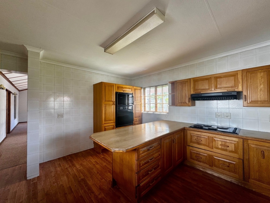 3 Bedroom Property for Sale in Protea Park North West